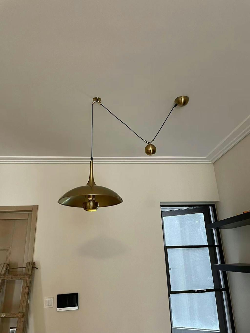 M-LINE Gold Pendant Light