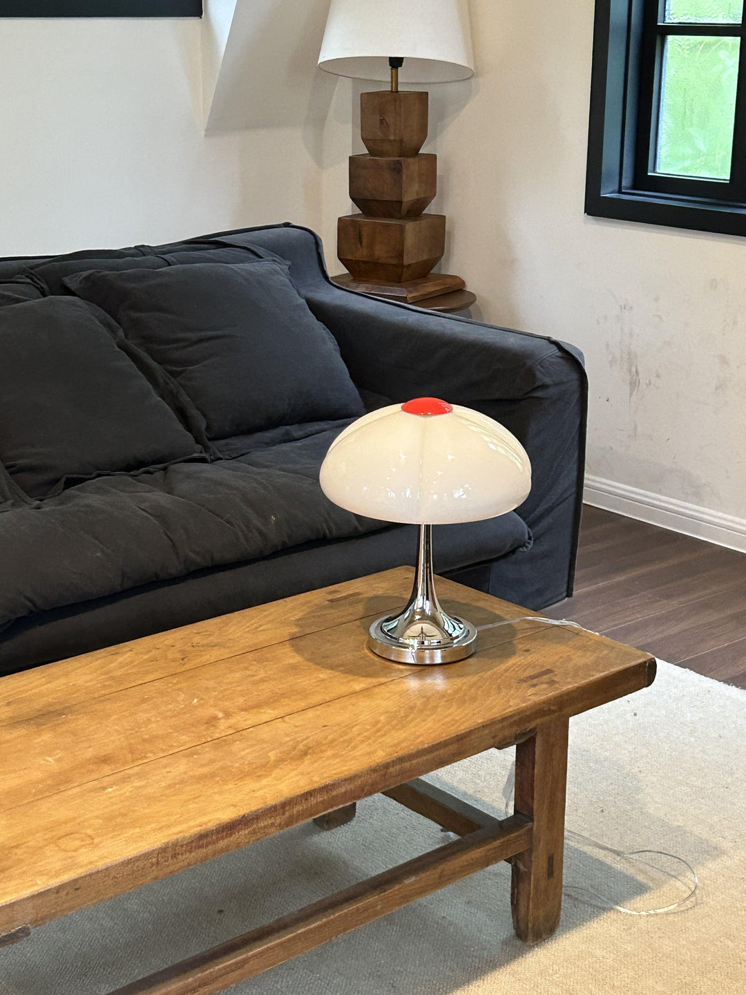LUCKY White Table Lamp