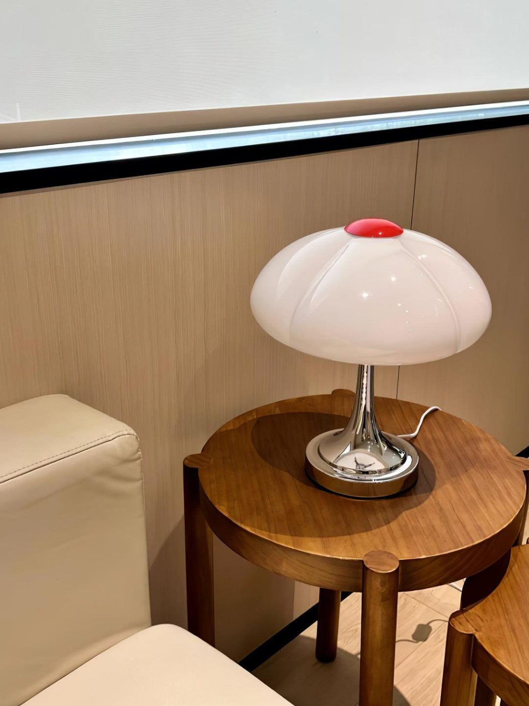 LUCKY White Table Lamp
