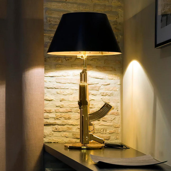 GUNER Black and Gold Table Lamp