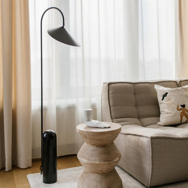 KAELI Minimalist Black Floor Lamp