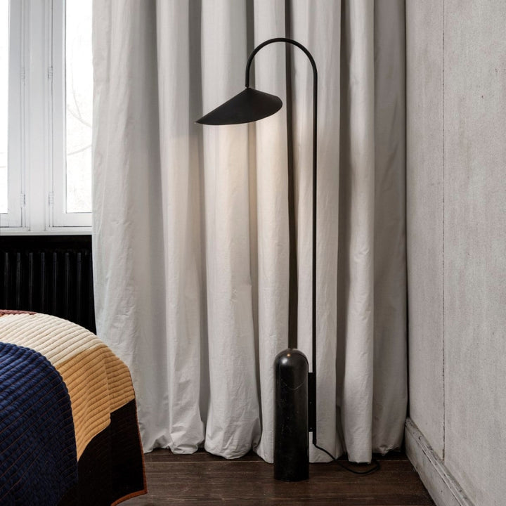 KAELI Minimalist Black Floor Lamp