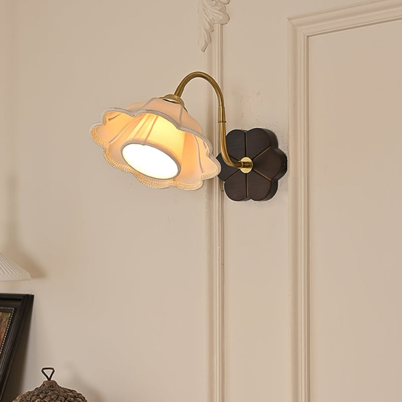 LUX Fabric Vintage Style Wall Lamp