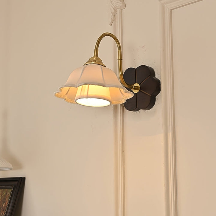 LUX Fabric Vintage Style Wall Lamp