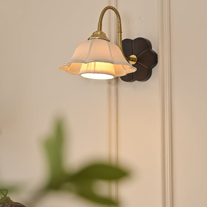 LUX Fabric Vintage Style Wall Lamp