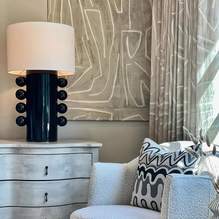 DILIMA Black and White Table Lamp