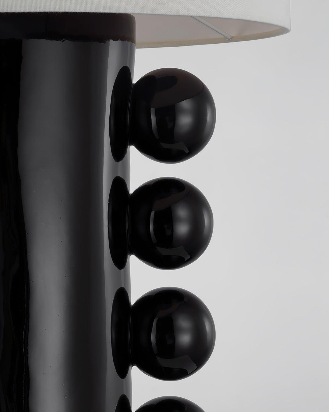 DILIMA Black and White Table Lamp