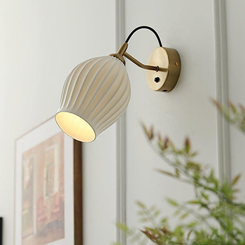 XYLA Modern Ribbed Ceramic Wall Lamp