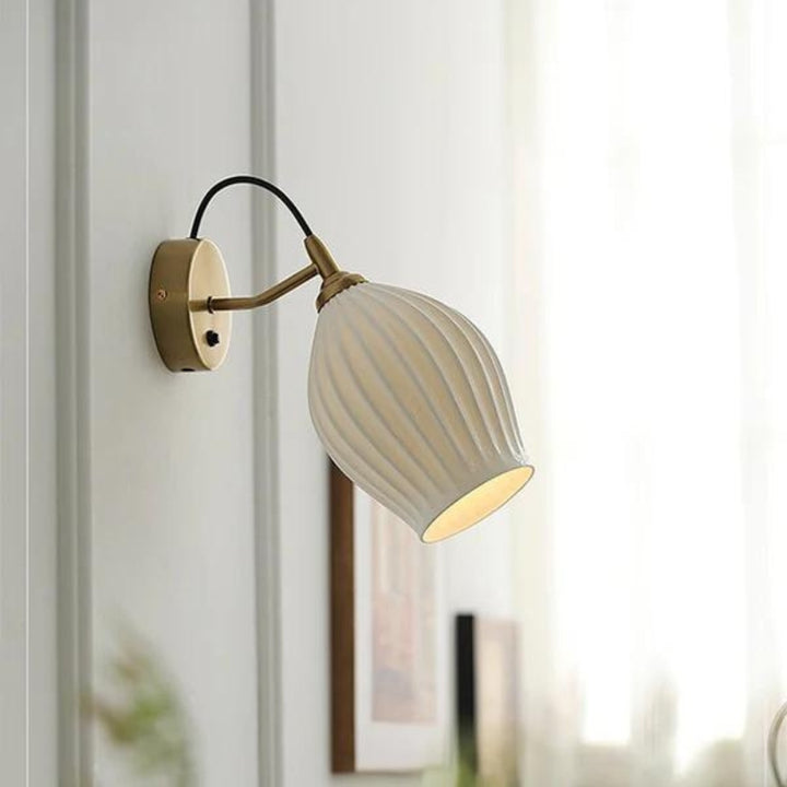 XYLA Modern Ribbed Ceramic Wall Lamp